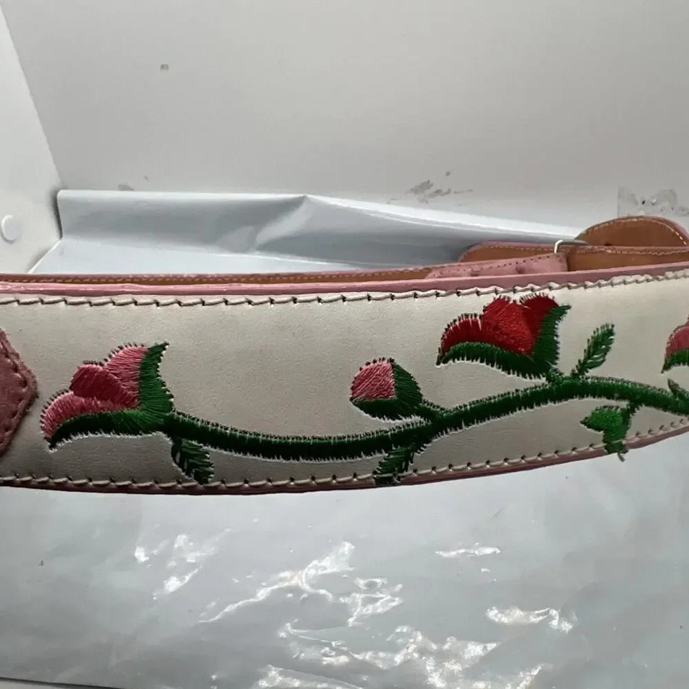 Aguila Real Leather Pink Caiman‎ Tail Embroidered Flowers Belt Rare Size 32